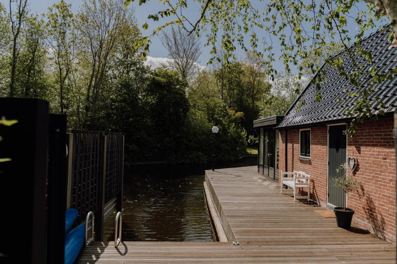 B&B Oan't Wetter Dokkum Exterior foto